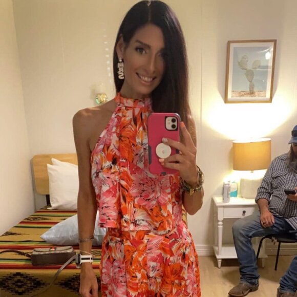 🔥Going live in 3, 2, 1 🔥Please like for notifications! - Picture 5 of 8